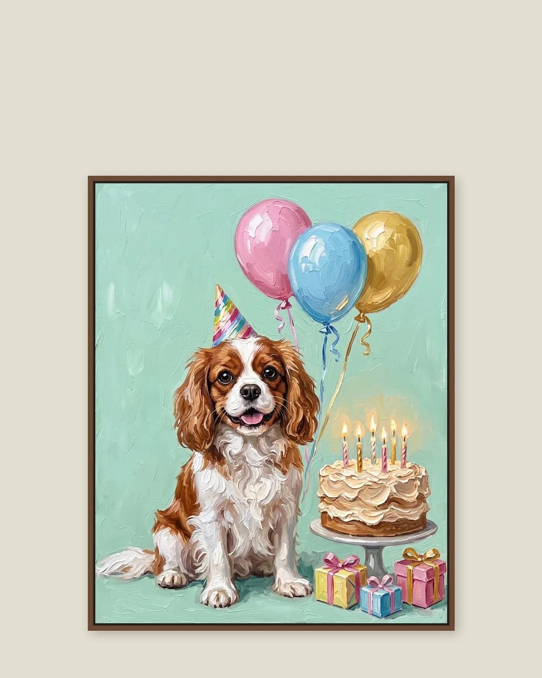 Une toile encadrée brune de Daisy, un cavalier King Charles, dans le style Gâteau et Confettis.